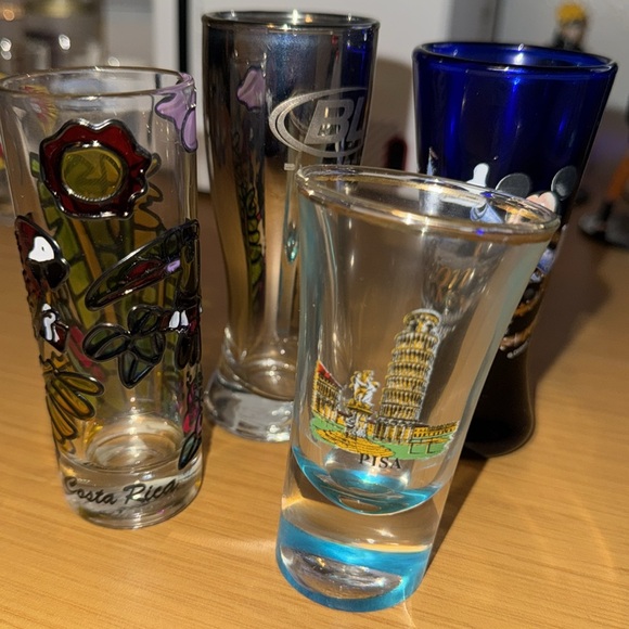 4 Shot Glass Souvenir Shot Glasses Big & Tall Pisa, Italy glass even leans - Picture 4 of 4